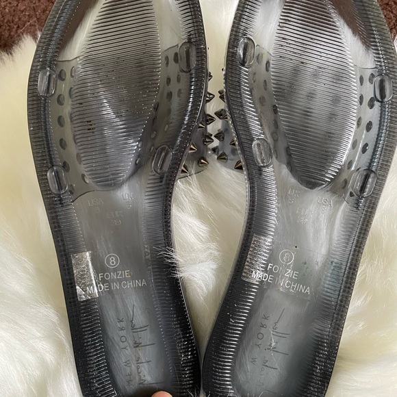 Nicole Miller Sandals, size 8 - Picture 4 of 4